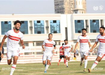 مجلس إدارة الزمالك يصرف مكافآت الفوز على الأهلي 2003
