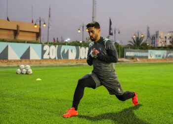 بيراميدز يبدأ تدريباته لخوض أولى مباريات كأس الرابطة