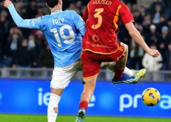 فى مباراة دراماتيكية لاتسيو إلى نصف نهائي كأس إيطاليا بعد فوزه على روما