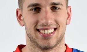 الزمالك يواصل التدعيم ويتعاقد مع دولي جديد لتعزيز رجال الطائرة