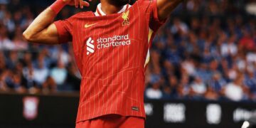 صلاح يكتب التاريخ في البريميرليج