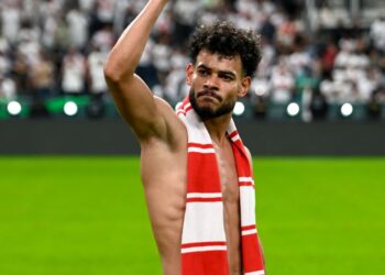 دونجا: أشكر جماهير الزمالك.. وزيزو مستمر مع الفريق